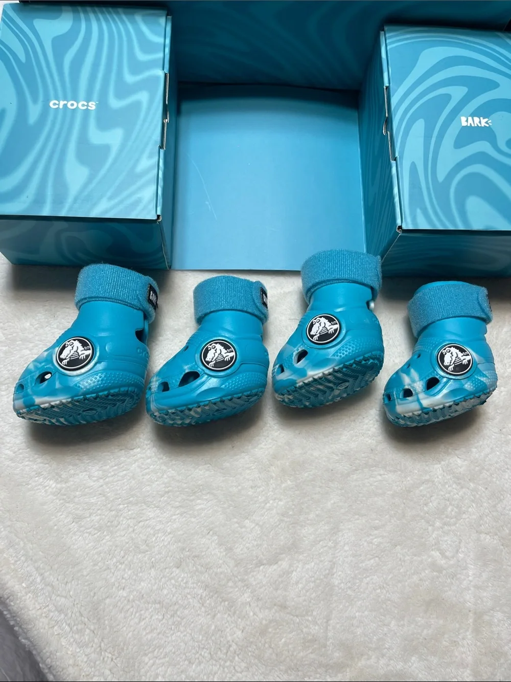Limited Edition Bark Crocs - Dogs With key chain